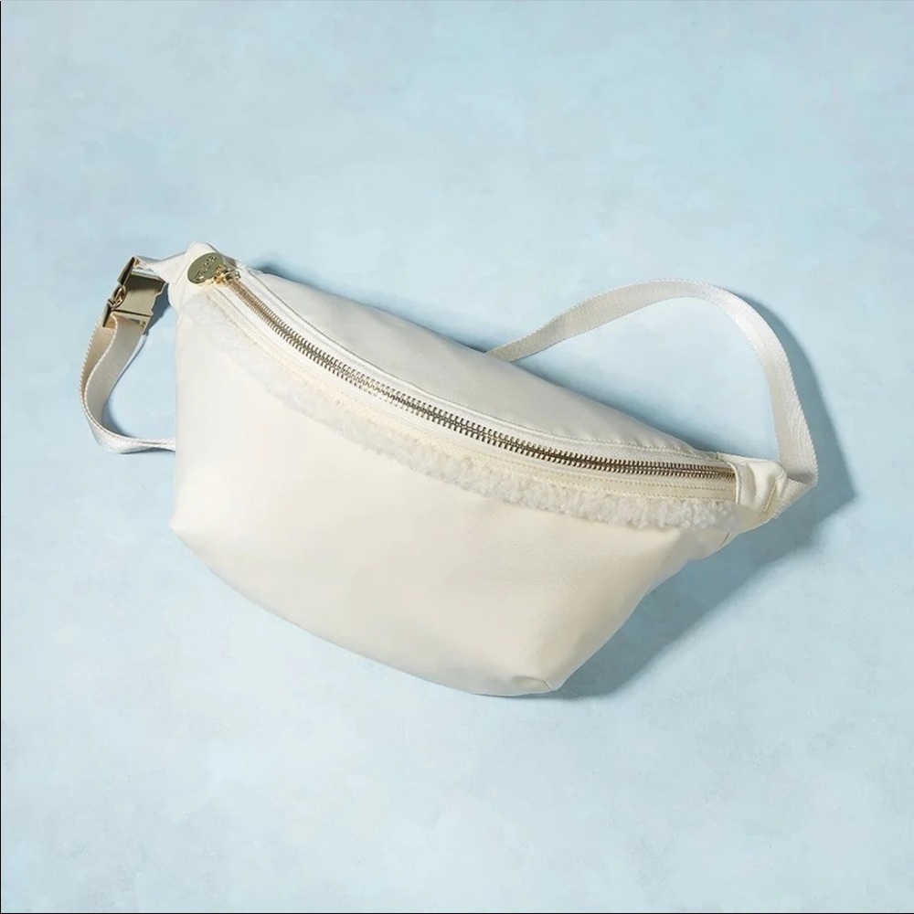 Stoney Clover Lane Jumbo Sherpa Fanny